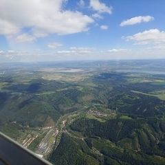 Verortung via Georeferenzierung der Kamera: Aufgenommen in der Nähe von Okres Sokolov, Tschechien in 1600 Meter